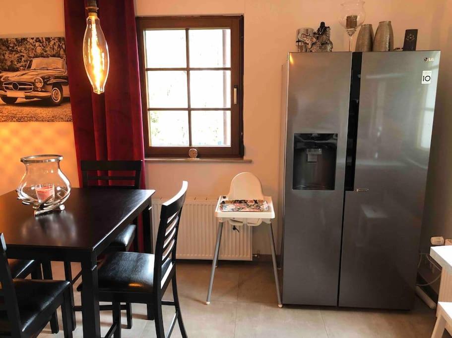 Willkommen Im Casa Felice, Der Wohlfuehl Oase Mit Balkon, 4 Betten Und Homeoffice Platz Aidlingen Zewnętrze zdjęcie